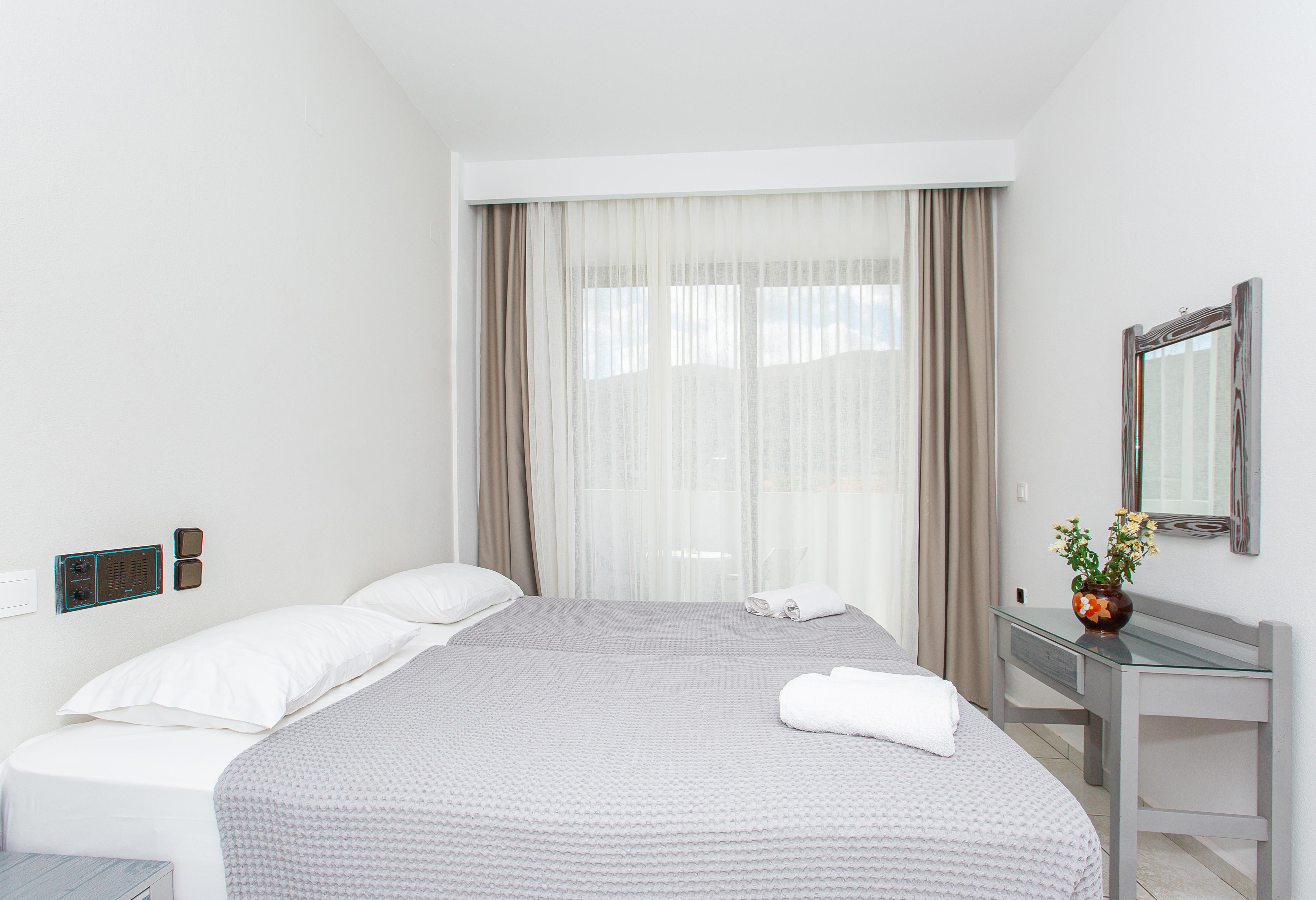 Hermes Hotel Malia Ngoại thất bức ảnh